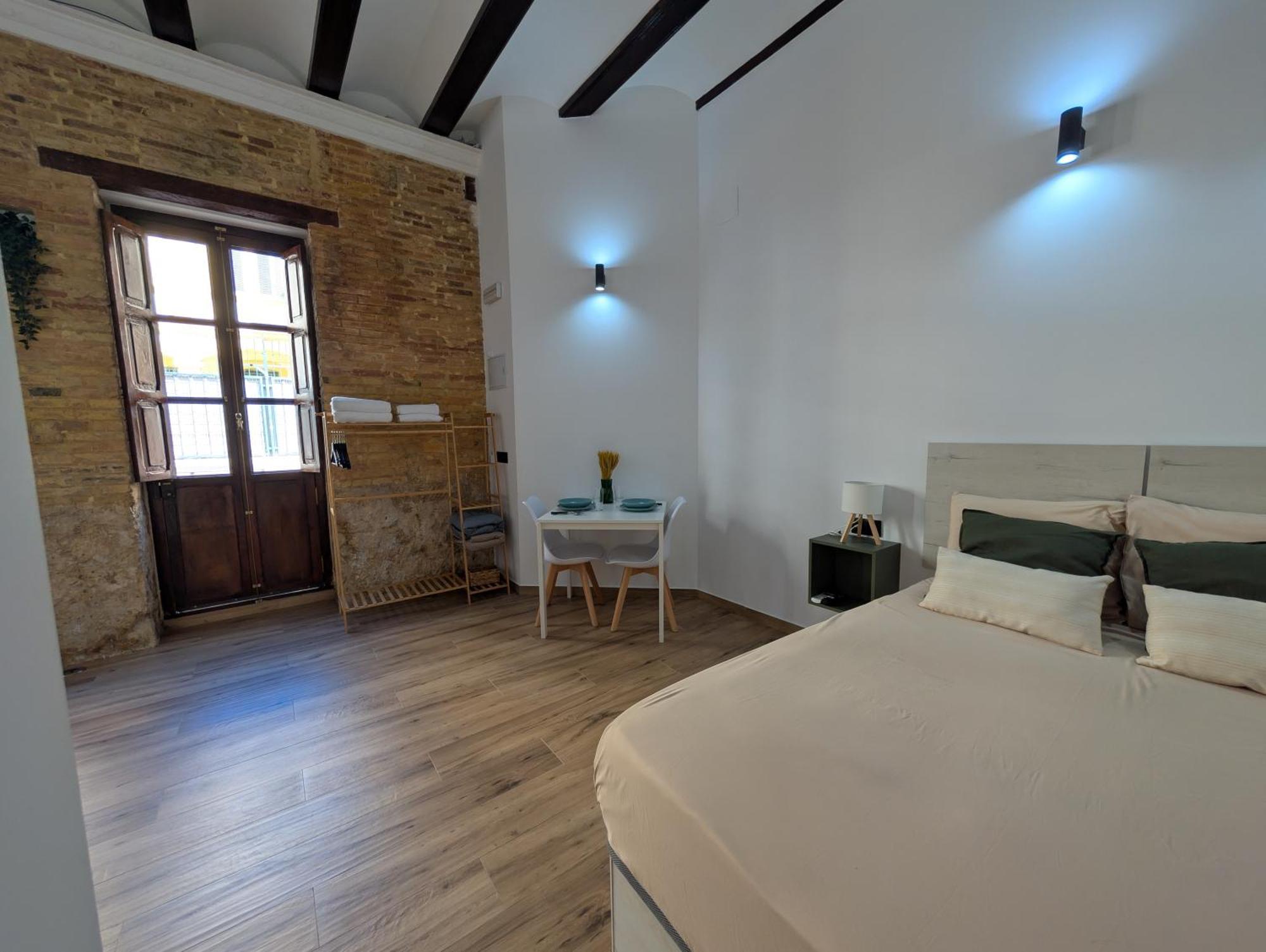 Las Arenas Suites 2 Playa Валенсия Экстерьер фото