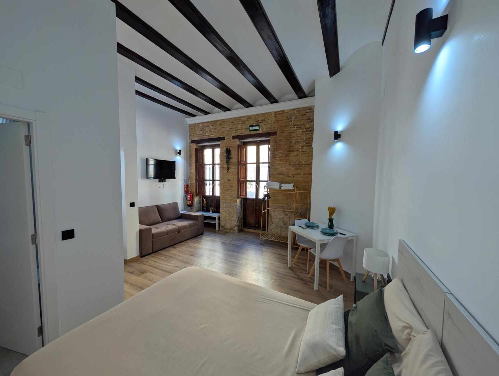 Las Arenas Suites 2 Playa Валенсия Экстерьер фото
